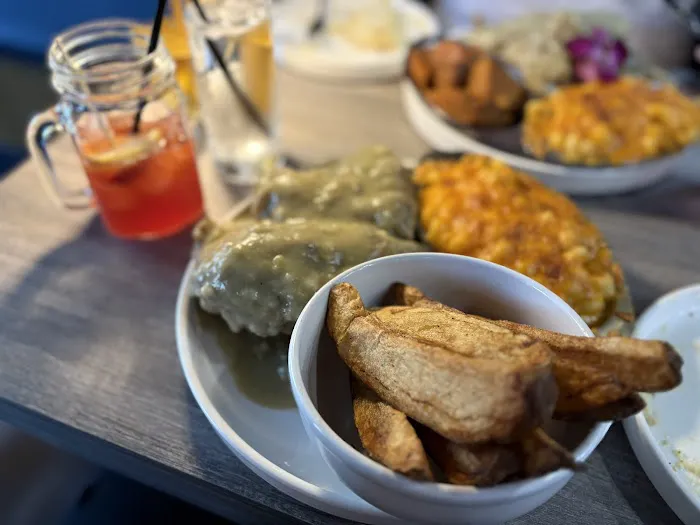 Sweet T's Southern Eatery Restaurant and Bar Picture 1