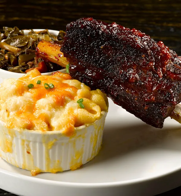 Sweet T's Southern Eatery Restaurant and Bar Picture 4