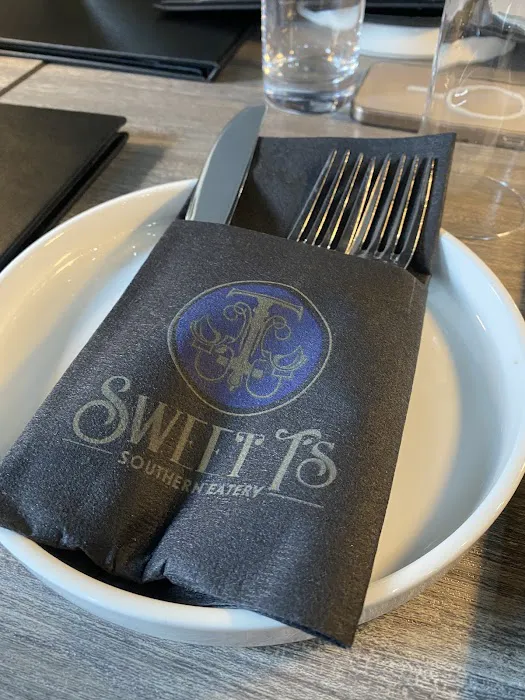 Sweet T's Southern Eatery Restaurant and Bar Picture 9