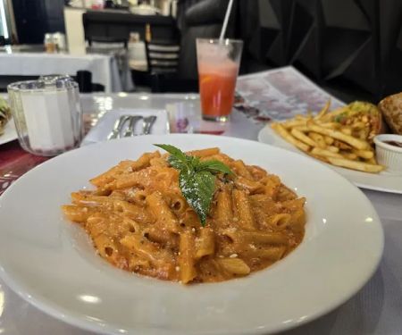 Los 3 Amigos Restaurant