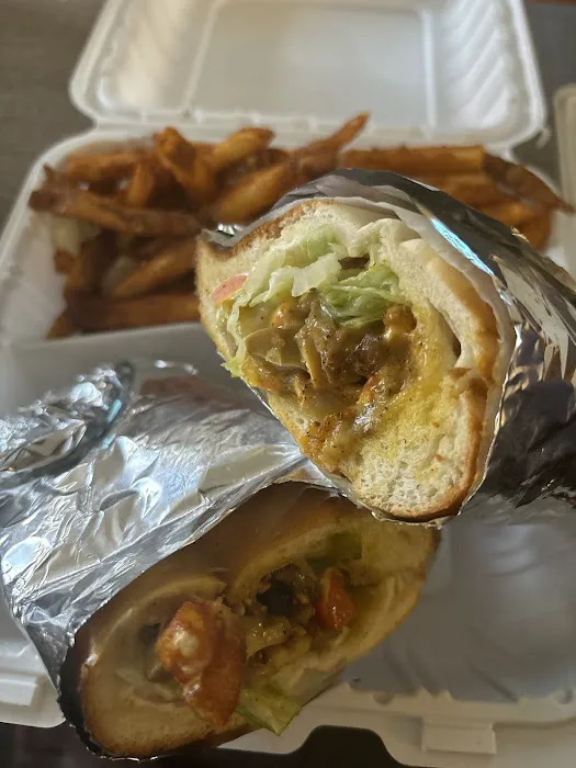 Quick Run Food Mart & Grill Picture 7