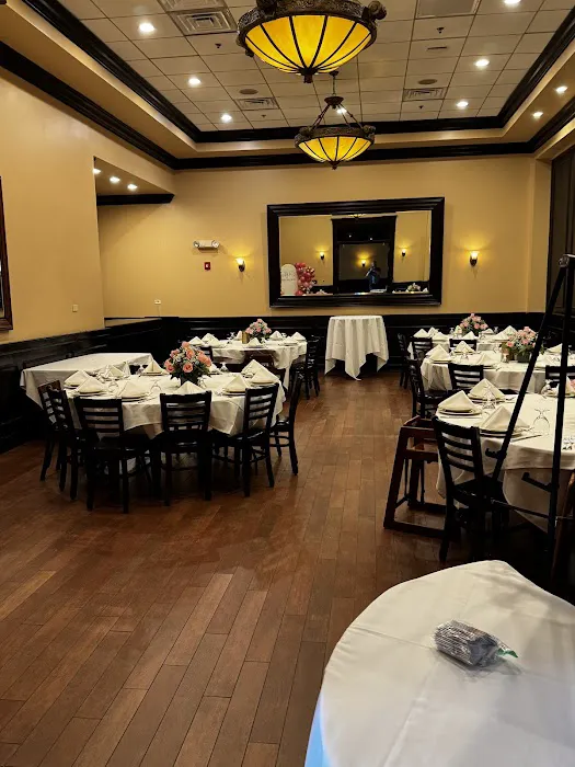 Maggiano's Little Italy Picture 5