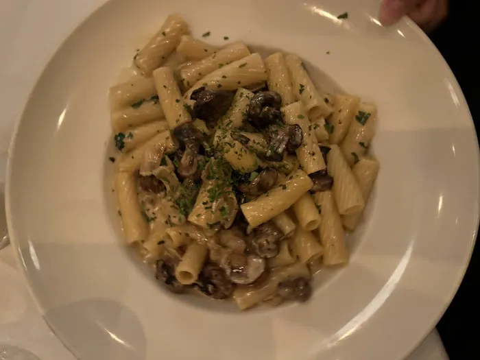 Maggiano's Little Italy Picture 4