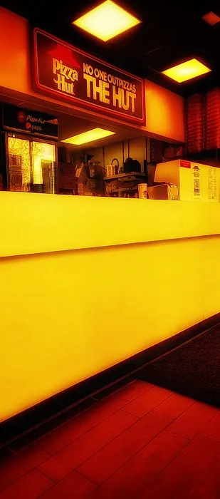 Pizza Hut Picture 7