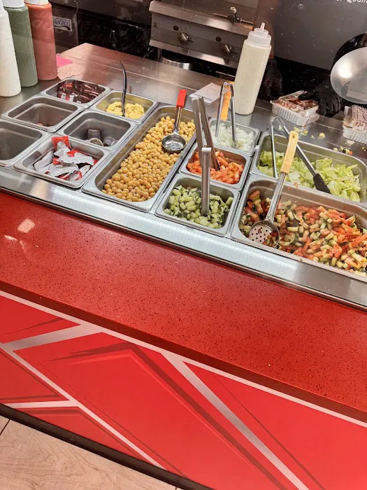 Shah's Halal Food Bergenfield Picture 8