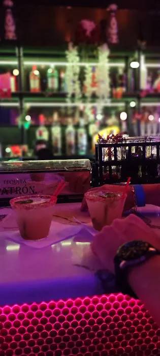 Republic 23 Lounge Picture 1