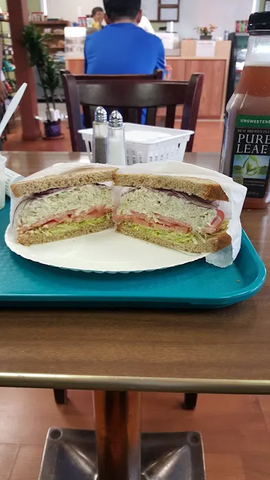 21 Deli and Grill Picture 2