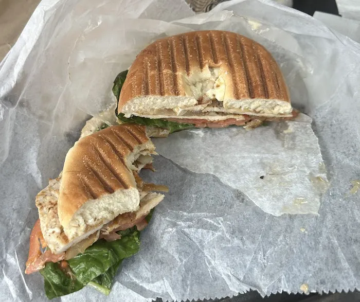 21 Deli and Grill Picture 10