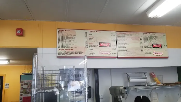Dan's Deli Luncheonette & Bagels Picture 3