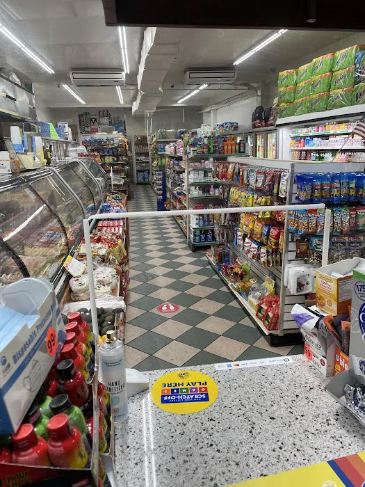 Supreme Deli & Grocery Picture 7