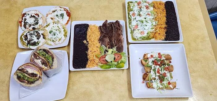 Carniceria Y Taqueria El Novillo Picture 2