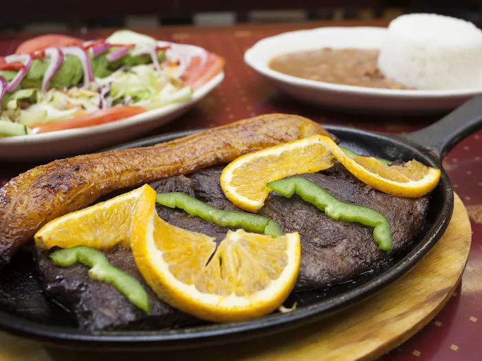 Sabor Restaurant & Bakery Picture 1