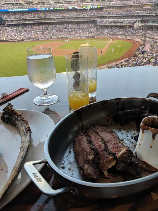 Metropolitan Grille Picture 10