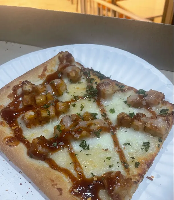 MAMA PIZZA & BAKERY Picture 7