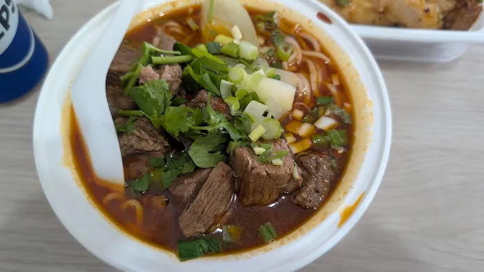 Liu Ji Sichuan Noodle House Picture 3