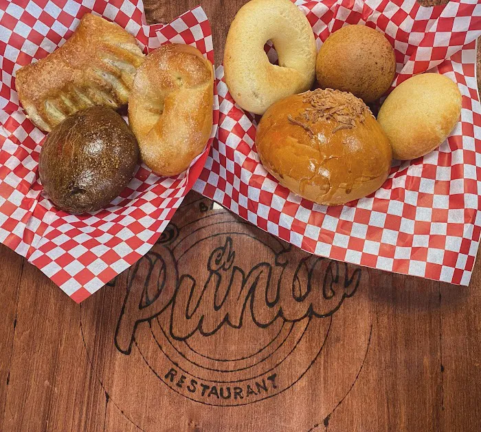 El Punto Bakery & Restaurant Picture 10