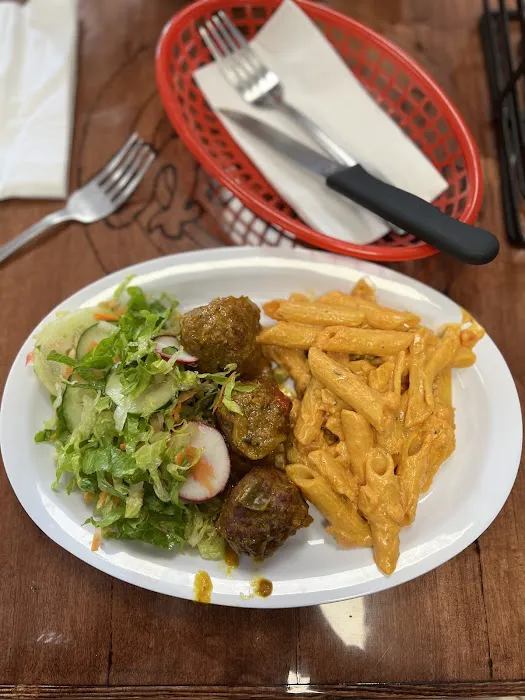 El Punto Bakery & Restaurant Picture 8