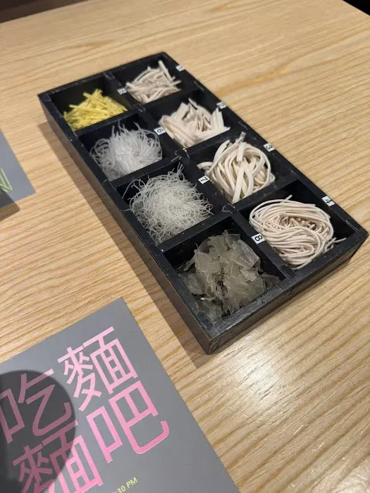 Noodle Lab Picture 3