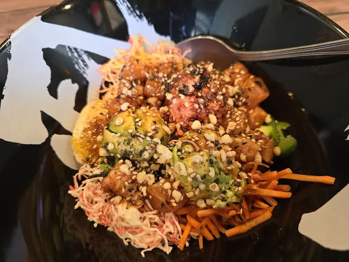 Sukiya Ramen & Poke Picture 10