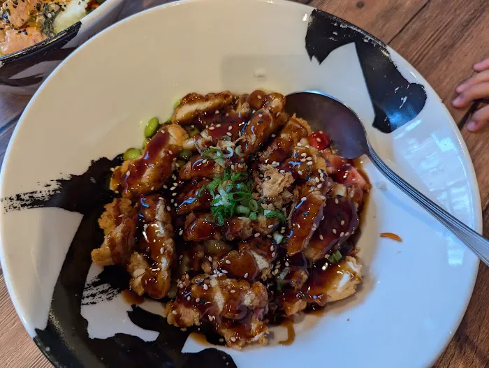 Sukiya Ramen & Poke Picture 6