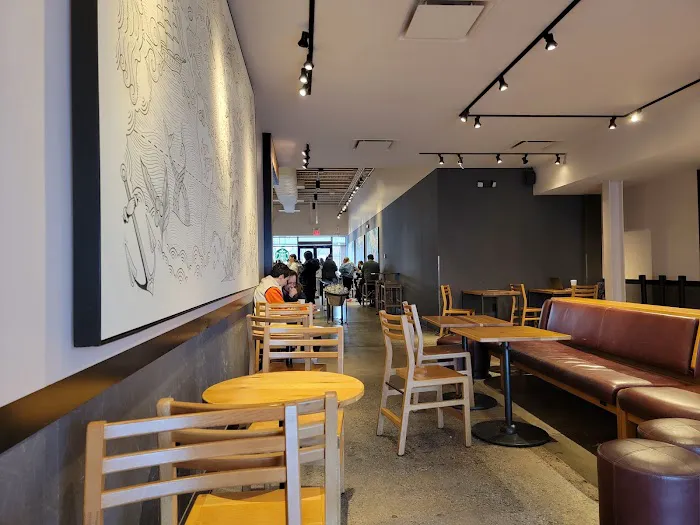 Starbucks Picture 3