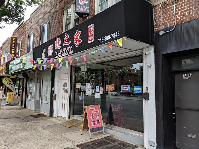Yummy Noodle House Picture 7