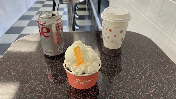 Bella's Ices & Ice Cream Picture 1