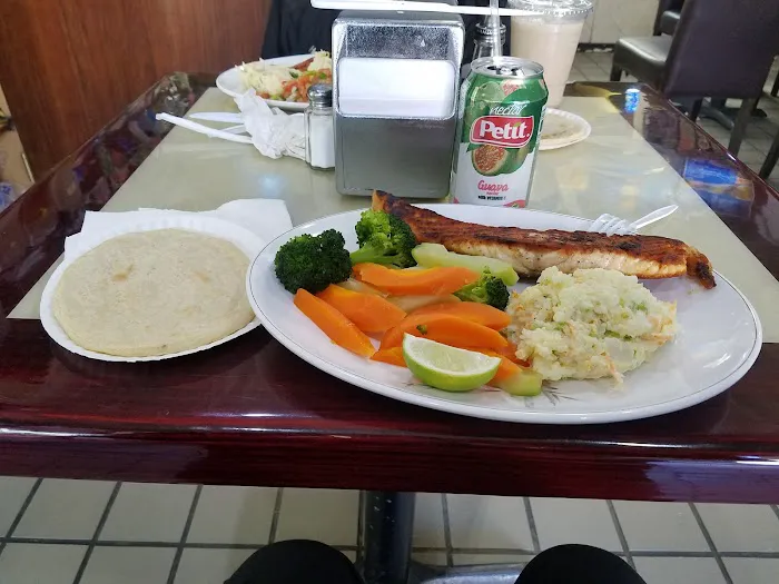 D'Anna's Deli & Pizzeria Picture 1