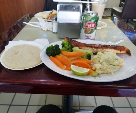 D'Anna's Deli & Pizzeria