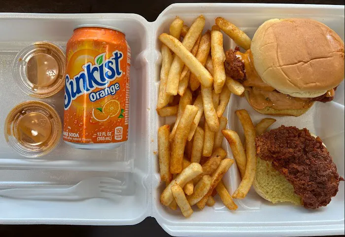 Chick N Drip (Nashville Hot Chicken) Picture 9