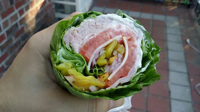 SKY CONVENIENCE & DELI Picture 2
