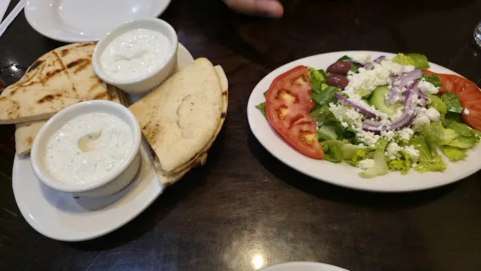 Avli the little Greek tavern Picture 2