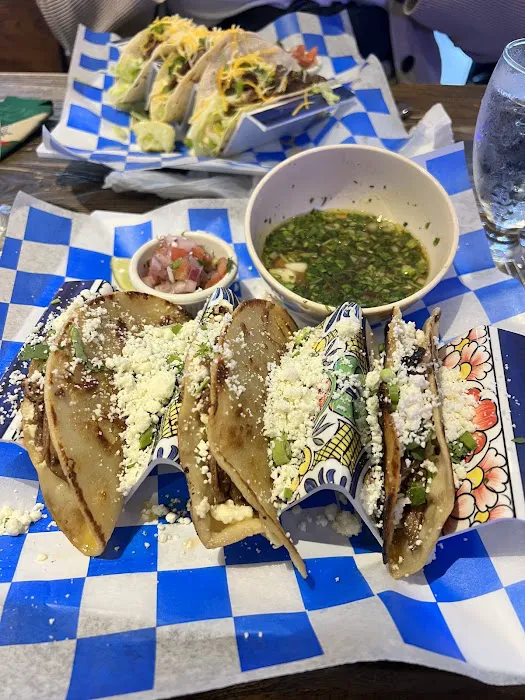 Tipsy Tequila and Taco Bar Picture 3