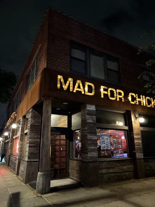 Mad For Chicken Bayside Picture 3
