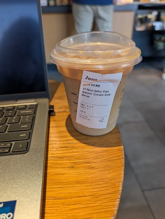 Starbucks Picture 5