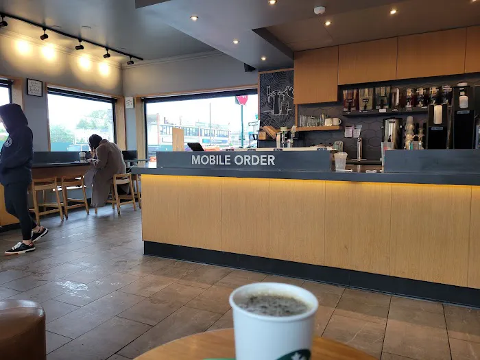 Starbucks Picture 6