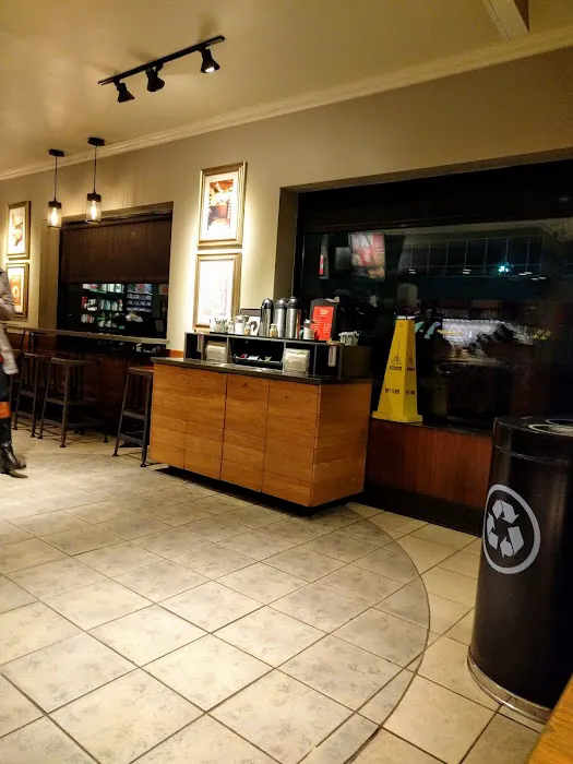 Starbucks Picture 7