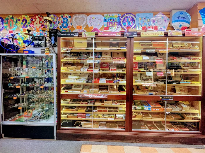 Heta Deli Convenience inc Picture 8