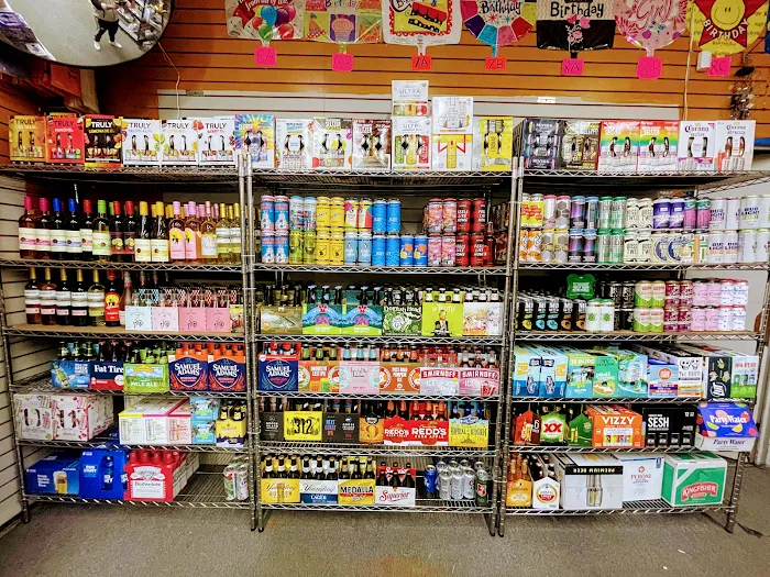 Heta Deli Convenience inc Picture 4