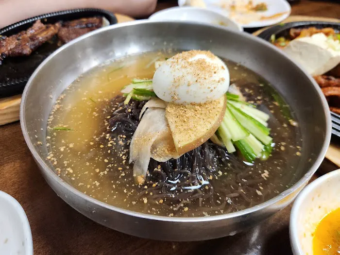 Ju Bang Jang 주방장 - Homestyle Korean Food Restaurant 한식 전문 Picture 1