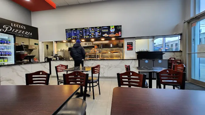 Lucia Pizza Bayside Picture 5