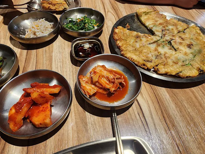 JINSANG GUKBAP 진상국밥 Picture 6