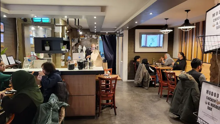 Modoo Chicken and Noodle Bar Picture 1
