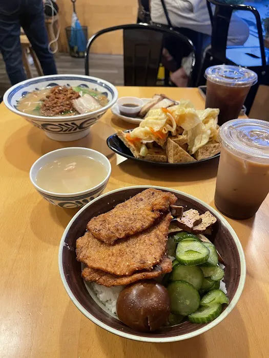 ChiMaMa's Noodle House Picture 10
