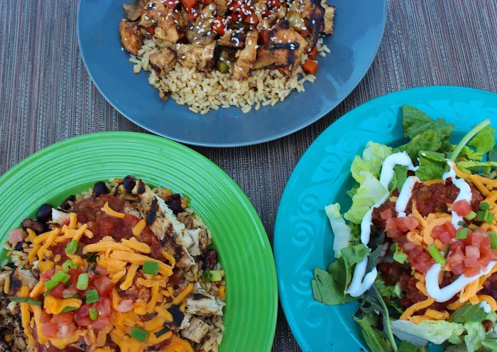 Muscle Maker Grill Picture 4