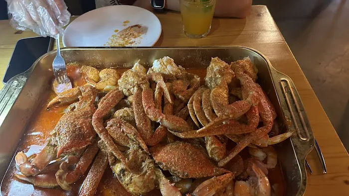 The Monster Crab all you can eat seafood & Bar Picture 1