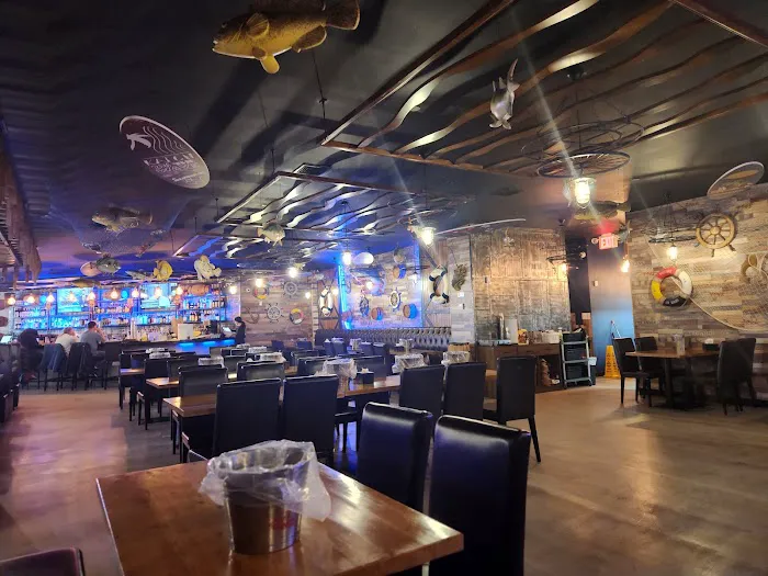 The Monster Crab all you can eat seafood & Bar Picture 3