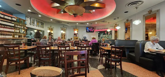 Ben's Kosher Delicatessen Restaurant & Caterers Picture 9