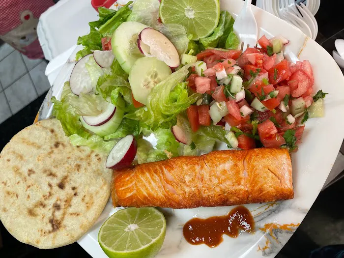 El Milagro Grill & Bar Picture 6