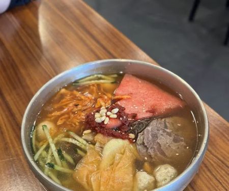 Guk Su Jip 국수집 - 北方面家 - Cold Korean Noodle Naengmyeon (냉면) & Dolsot Bibimbap